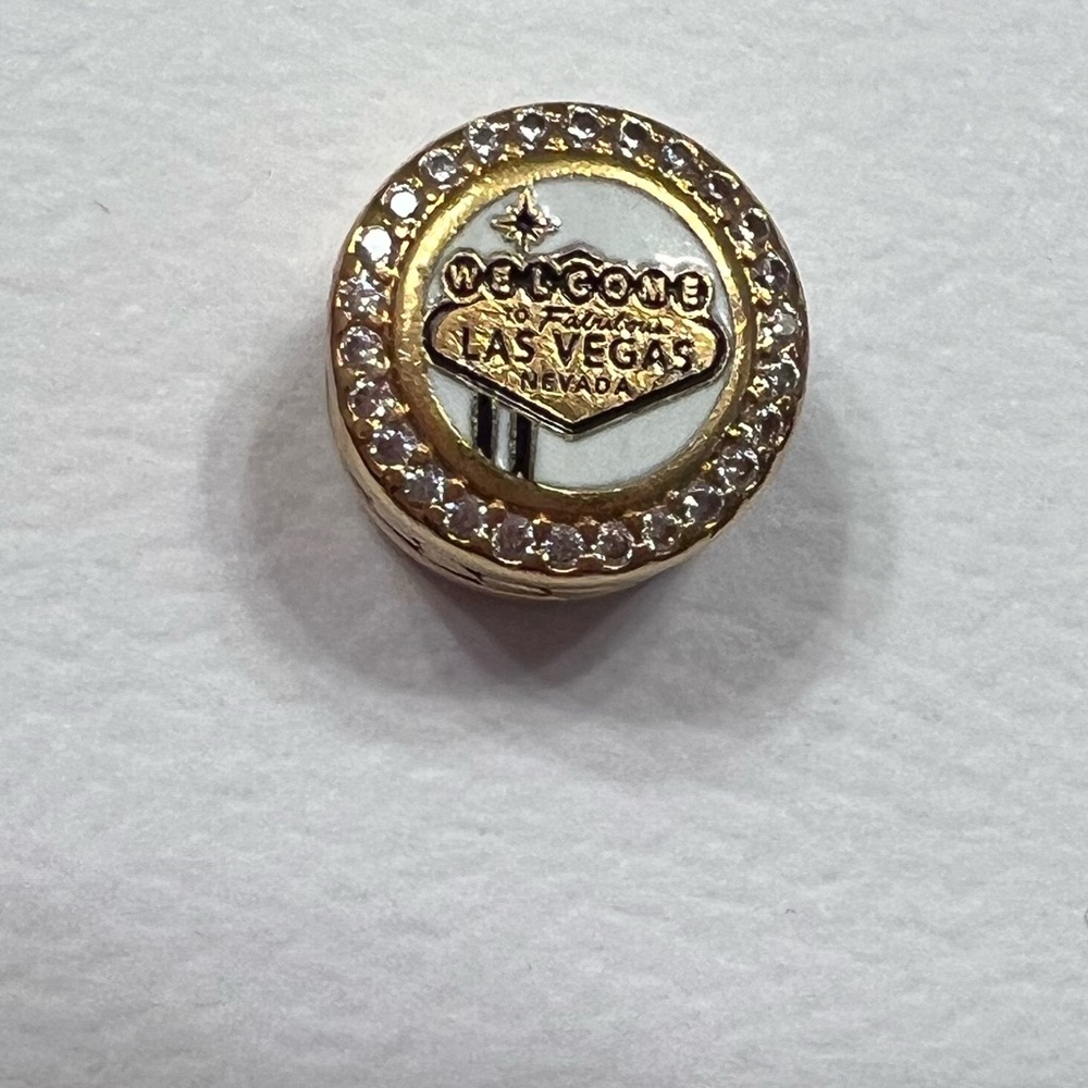 Pandora Gold Welcome to Las Vegas Charm